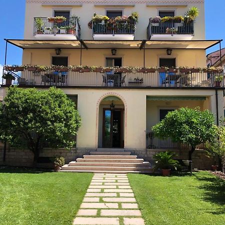 B&B Villa Dall'Agnola 가르다 외부 사진